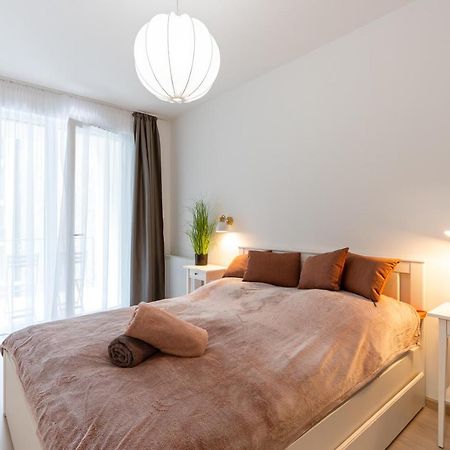 Modern & Newly Built Apartment With Private Garage Budapest Exteriör bild