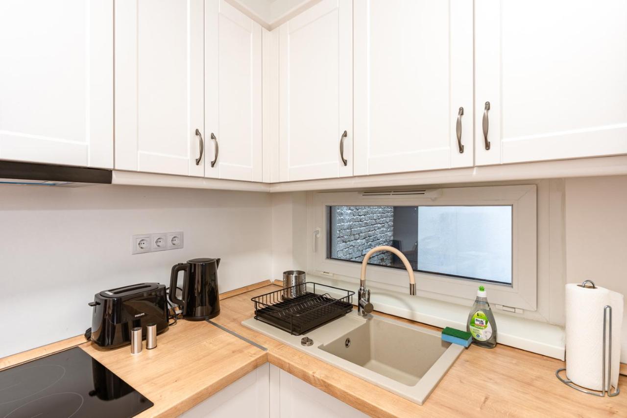 Modern & Newly Built Apartment With Private Garage Budapest Exteriör bild